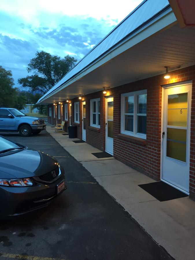 Sharon Motel Wells Exterior photo